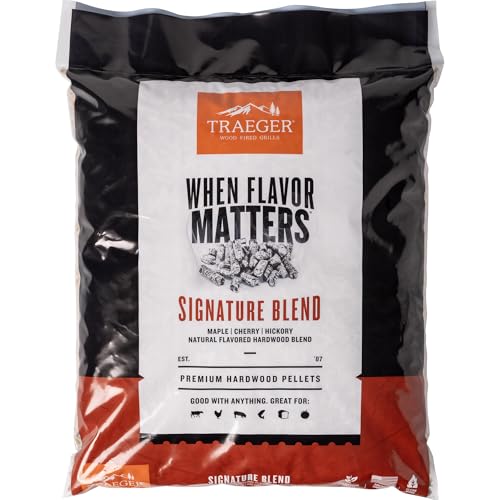 Traeger Signature Blend Wood Pellets for Pellet Grills & Smokers, 18 lb Bag